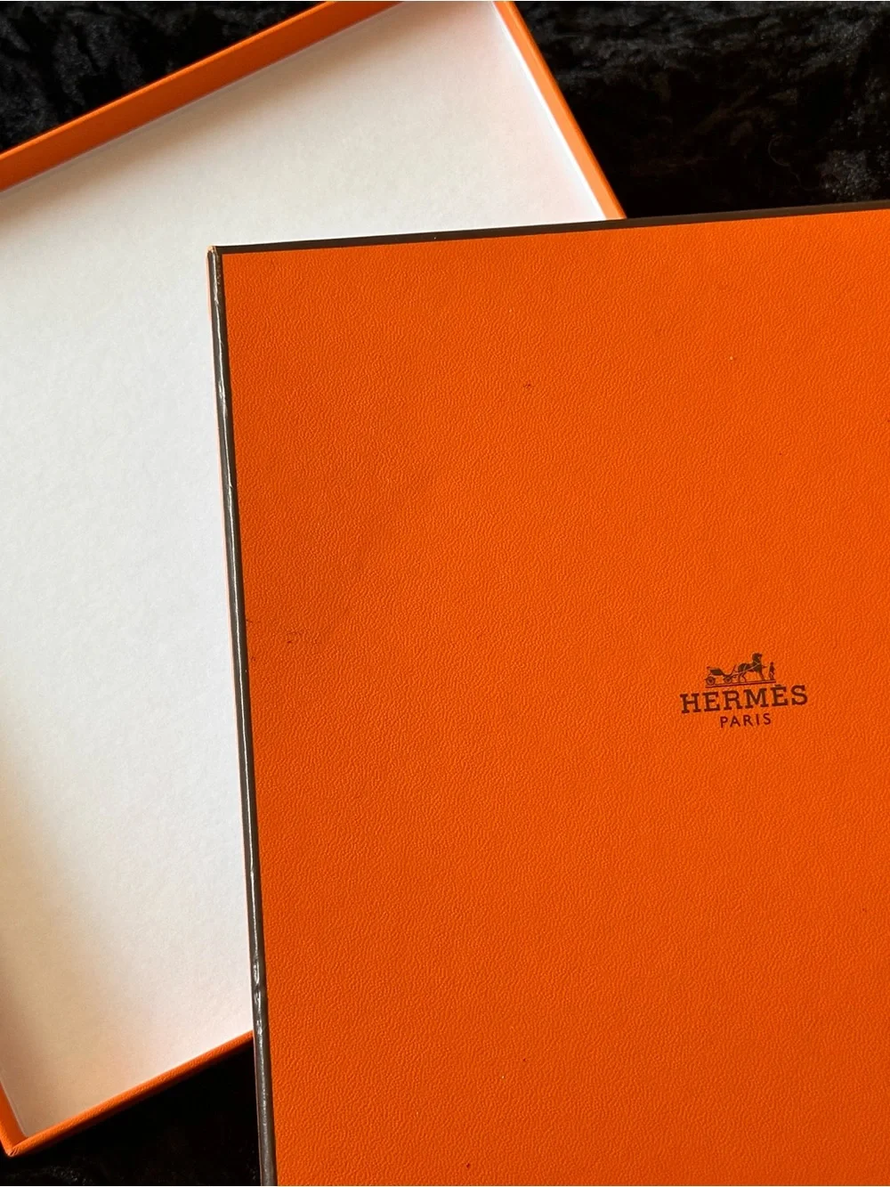 Hermès Brides de Gala Silk Carré 90 Scarf – Bleu/Gris/Or – Box Included -